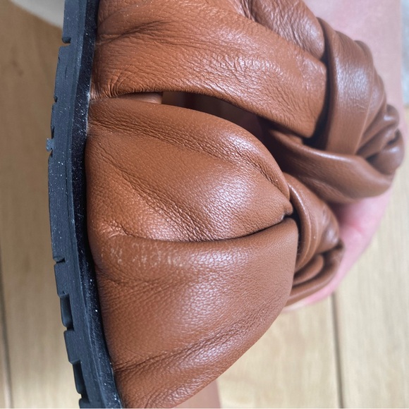 Dear Frances Tye Slides, Hazelnut, 38 - Picture 6 of 8